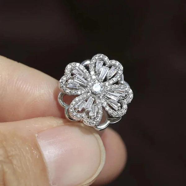 Floral Four Heart Rotating Ring - Le Prestige Box