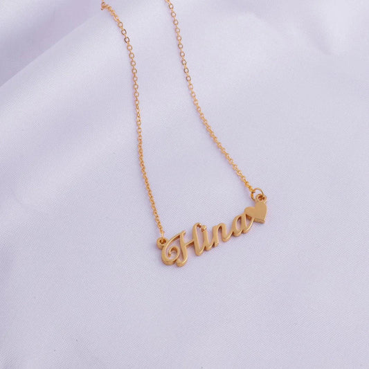 Luxury Name Pendant Necklace With Heart - Le Prestige Box