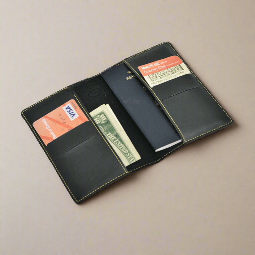 Personalized Leather Passport Covers For Couple - Le Prestige Box