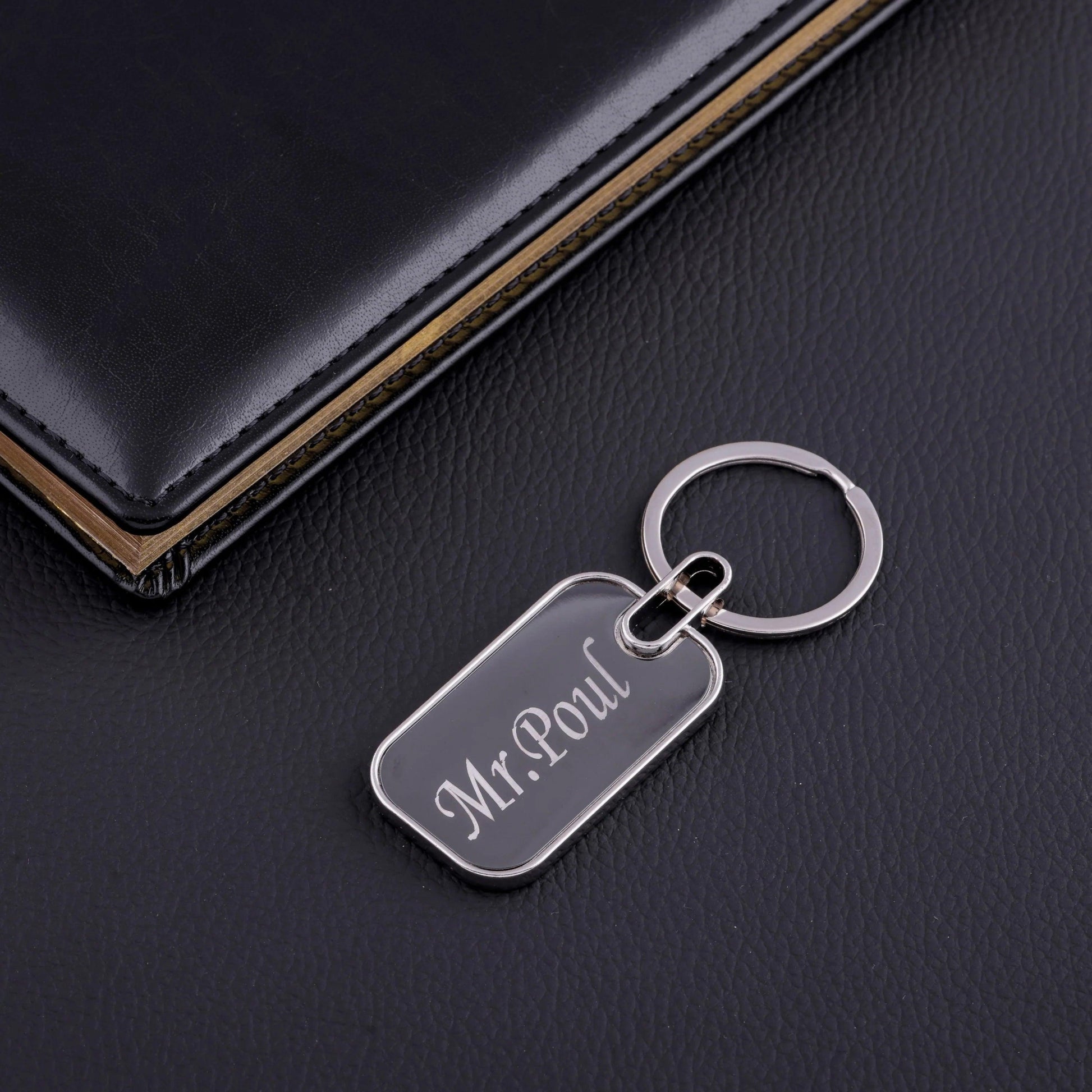 Personalized Metal Keychains - Le Prestige Box