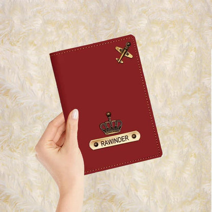 PERSONALIZED PASSPORT CASE WITH NAME & CHARM - Le Prestige Box