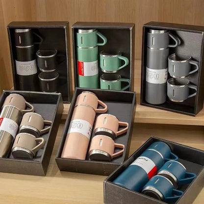 Personalized Vacuum Insulated Flask Gift Set With 2 Cups - Le Prestige Box